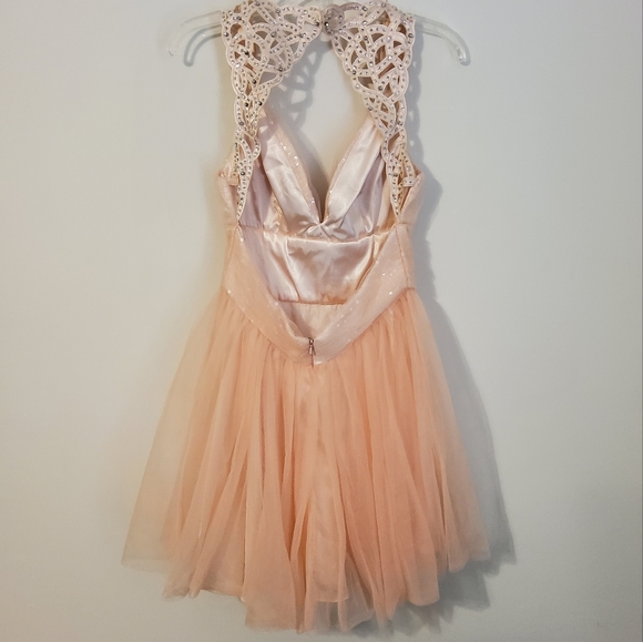 Bee Darlin Peach Junior Dress, Prom, Homecoming Size 9/10 - Picture 7 of 11
